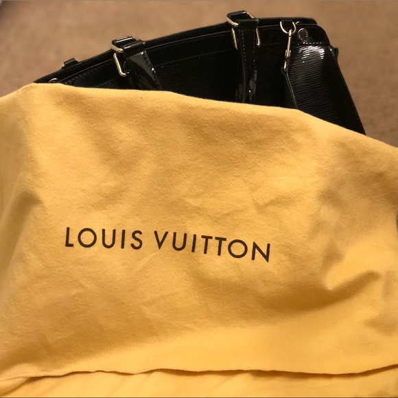 LOUIS Vuitton Electric Epi Brea MM - Picture 7 of 8